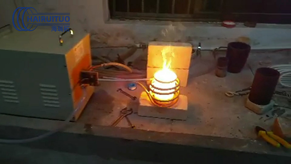 40kw高频熔炼炉10KG石墨坩埚熔炼设备