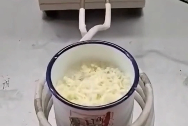 高频加热机不但可以加热金属还是可以煮面