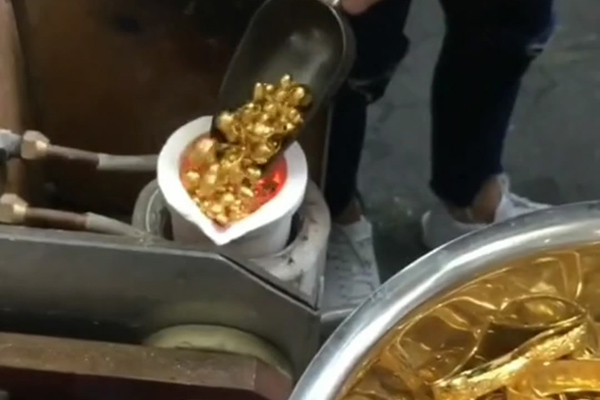 熔金炉黄金熔炼炉中频熔炉黄金珠宝首饰熔炼制金块