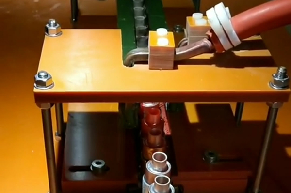 铜铝管自动焊接用高频钎焊机