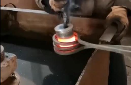 高频淬火设备工件加热淬火打样测试